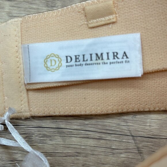 Delmira Strapless Bra Womens Size 36B Beige Unlined Underwire Peach Dew W592S - Picture 7 of 9